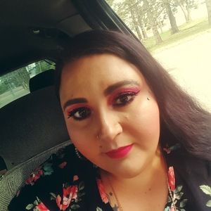 Meet your Posher, Miss